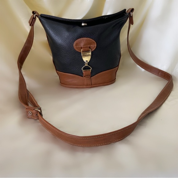 Vintage Handbags - Vintage horsebit brown black crossbody purse bucket
